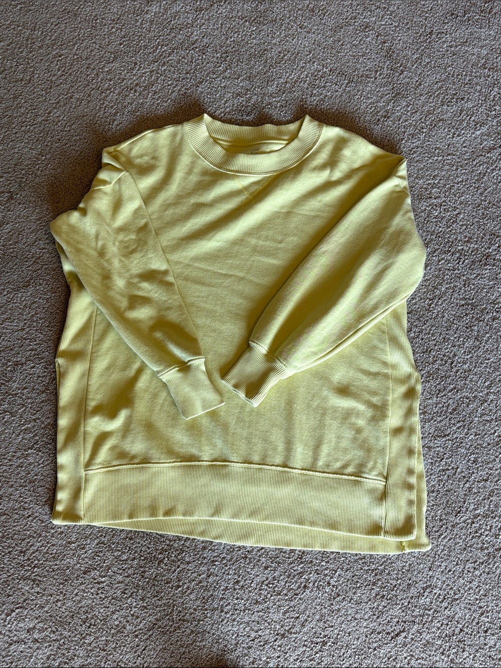 Aerie yellow sweatshirt size M